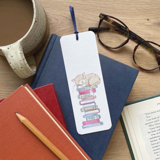 A cute cat bookmark
