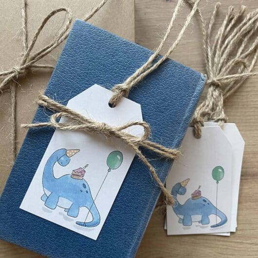 A dinosaur gift tag
