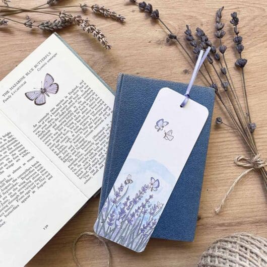 A pretty floral bookmark